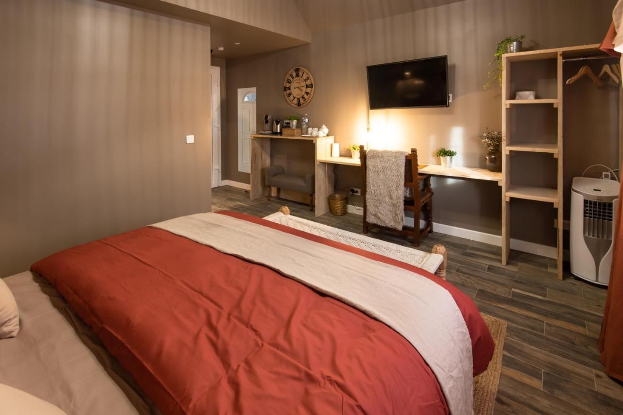 J&J Room - Hebergement D'Exception Pres De Provins! Le Bas Courton Экстерьер фото